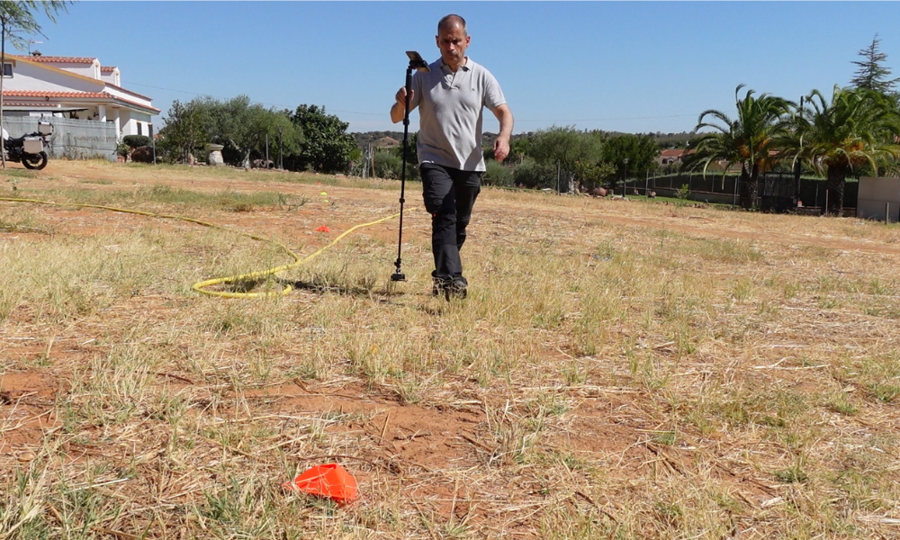 Moasure® ONE™ has revolutionized measuring for renowned architect and landscape designer, Ángel Méndez